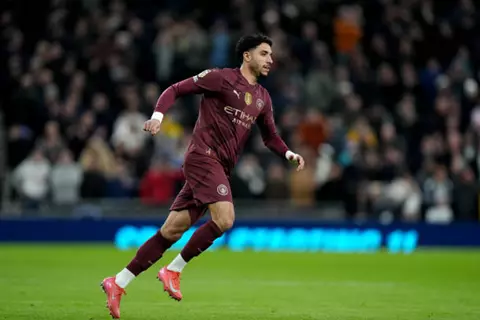 مرموش يقود الهجوم.. تشكيل مانشستر سيتي المتوقع لمواجهة بلايموث في كأس الاتحاد الإنجليزي